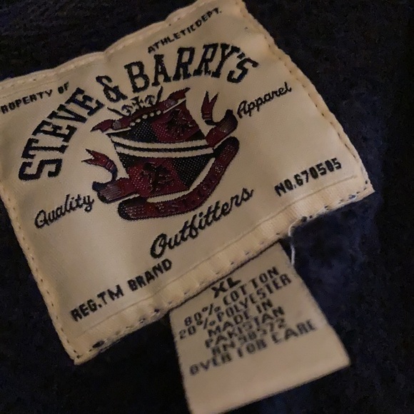 Vintage Charleston Hoodie - Picture 6 of 7